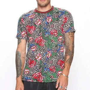 Fresh Prints of Bel Air Leopard Rose Print Crew Neck T-Shirt L